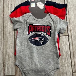 NFL New England Patriots Game On 3 Piece Creeper Set - Infant
